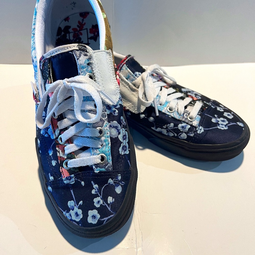 VANS Womens Limited Edition Brocade Shoes